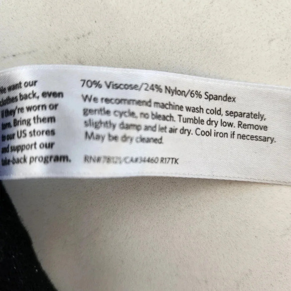 || EILEEN FISHER || black crepe pants - Picture 5 of 5